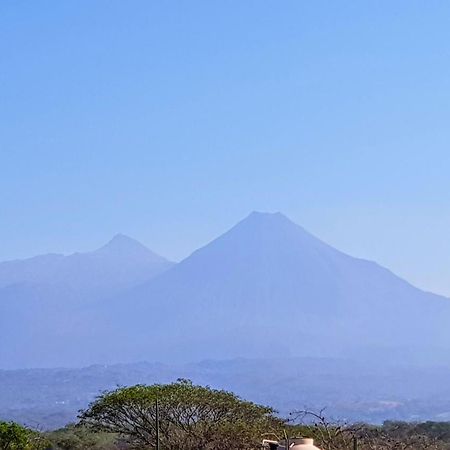 Suites Lagunas Colima Chambre photo