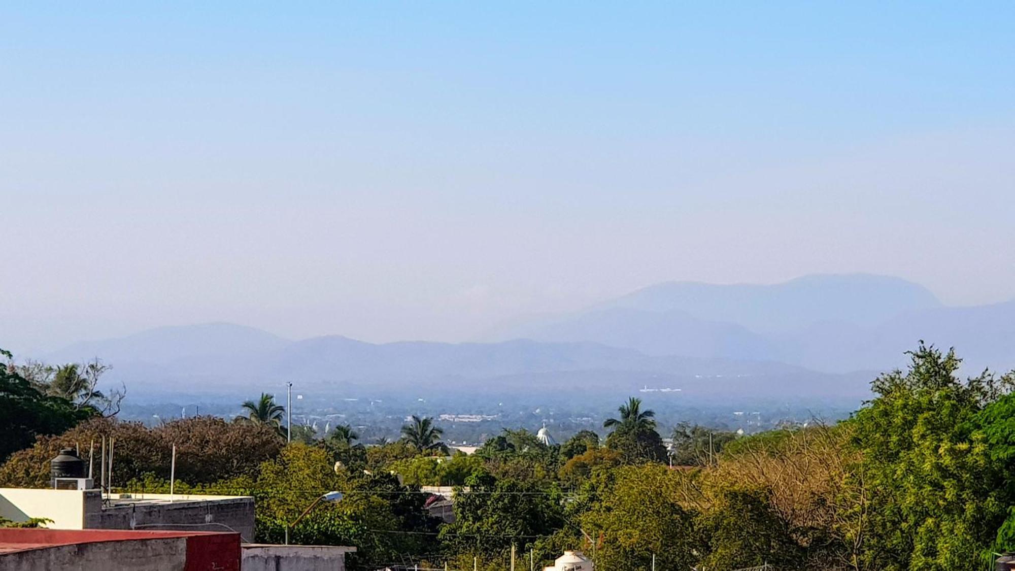 Suites Lagunas Colima Chambre photo